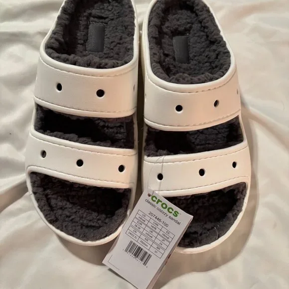 CROCS CLASSIC COZZZY SANDALS - Picture 5 of 7